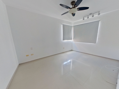 San Vicente Estrato 6 - Apartamento con 2 Habitaciones - Estudio y Cuarto de Servicio