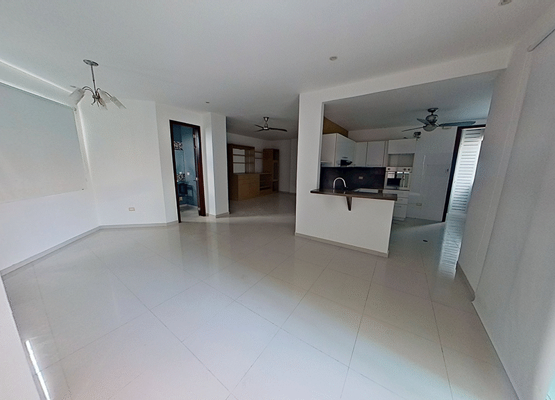 San Vicente Estrato 6 - Apartamento con 2 Habitaciones - Estudio y Cuarto de Servicio