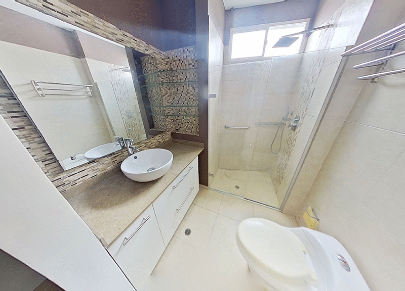 San Vicente Estrato 6 - Apartamento con 2 Habitaciones - Estudio y Cuarto de Servicio